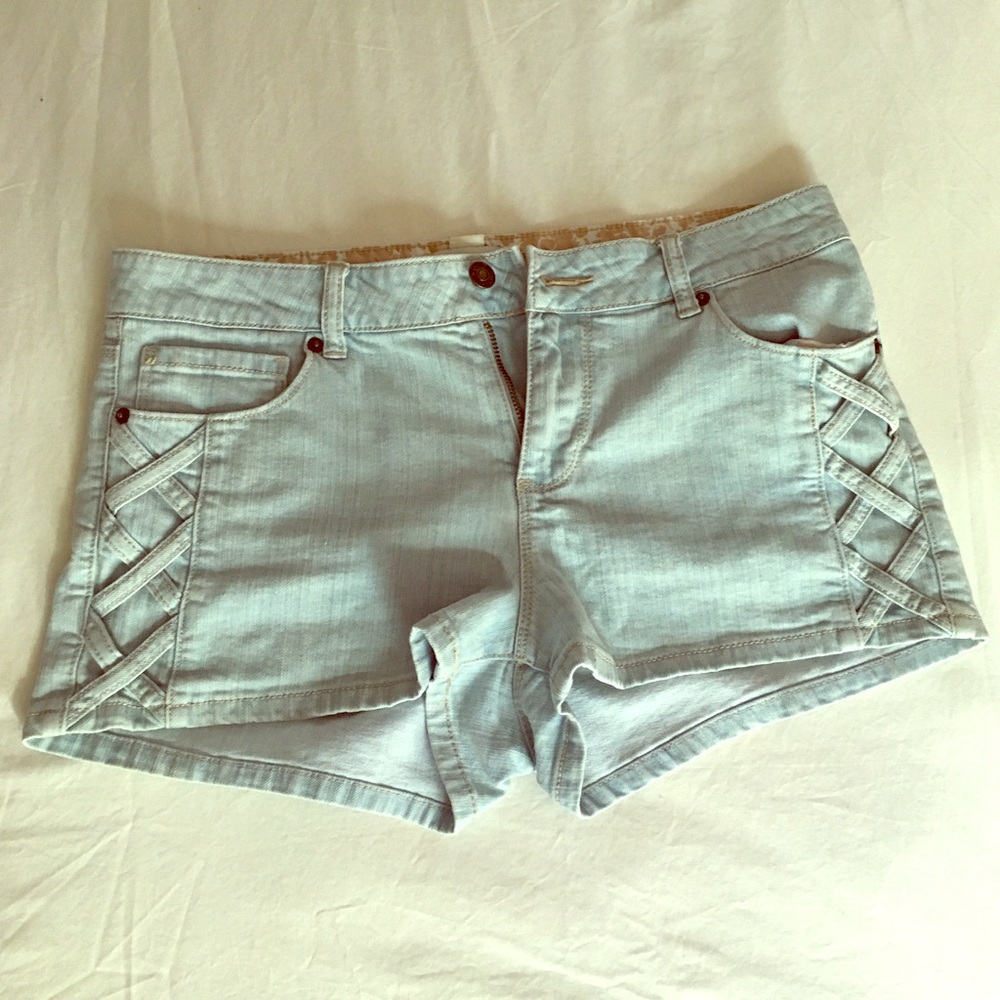 Forever 21 Womens braided shorts